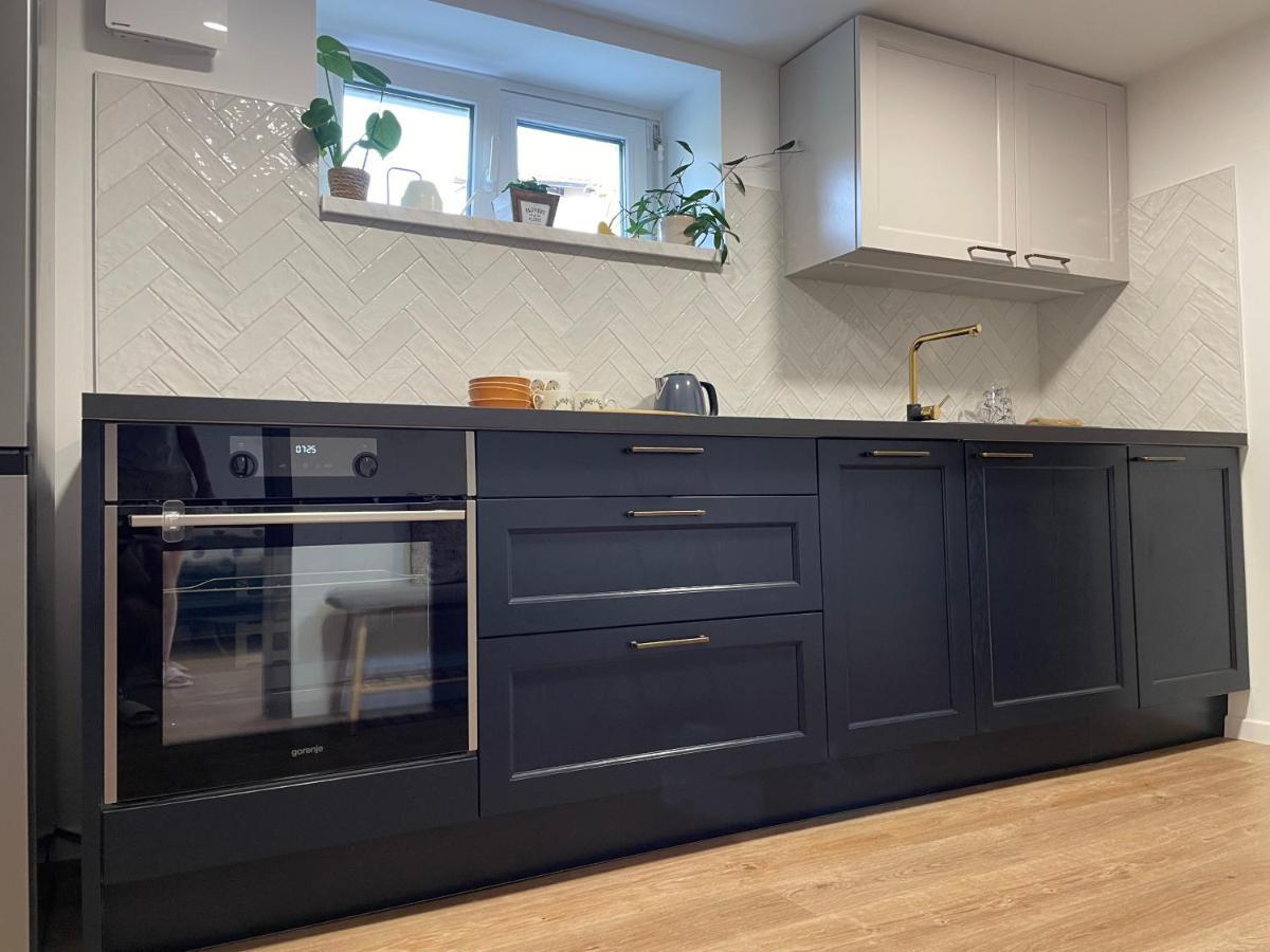Home-In Apartma Ljubljana Bagian luar foto